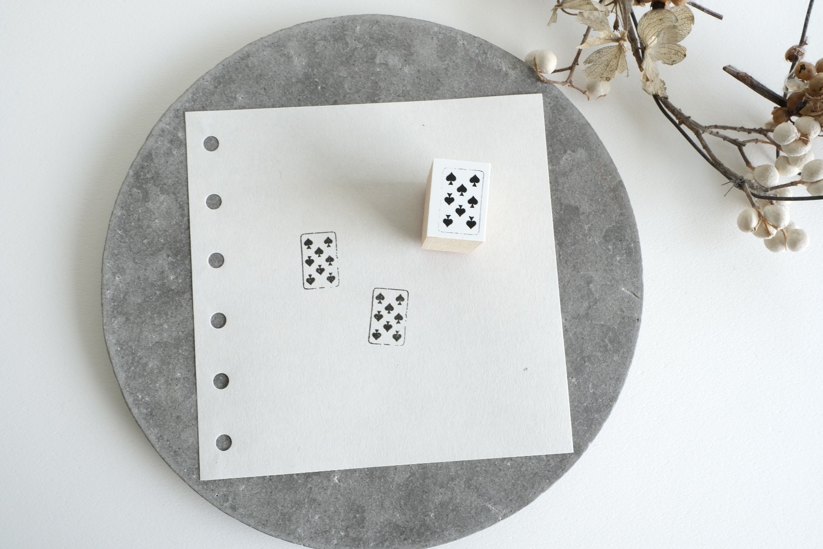 Yohaku Rubber Stamp S-112 - Spade 8