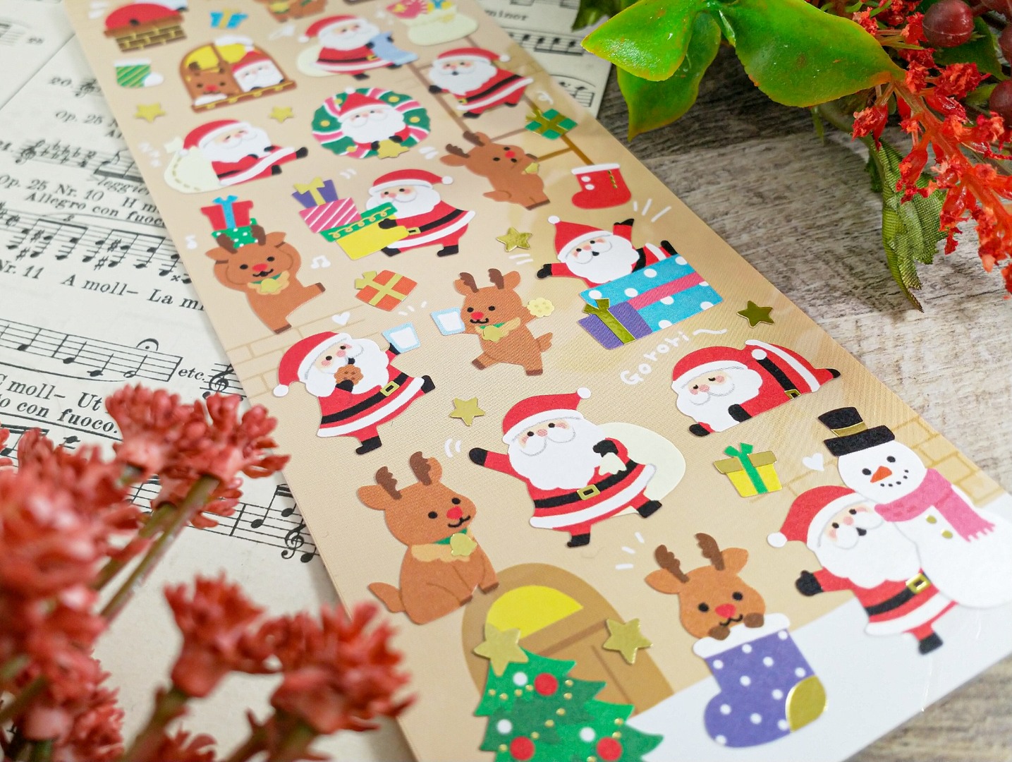 Mindwave Winter Stickers 82476 - Jolly Santa Claus