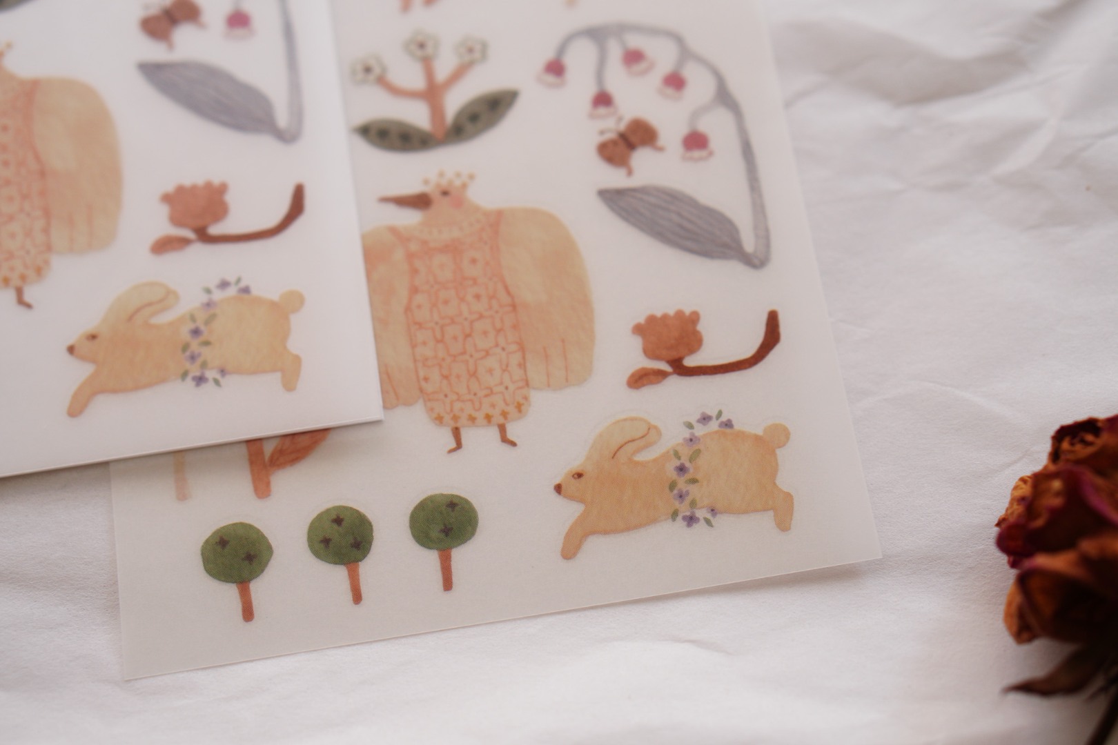 Ivy Snow Rub-On Stickers - Blooming