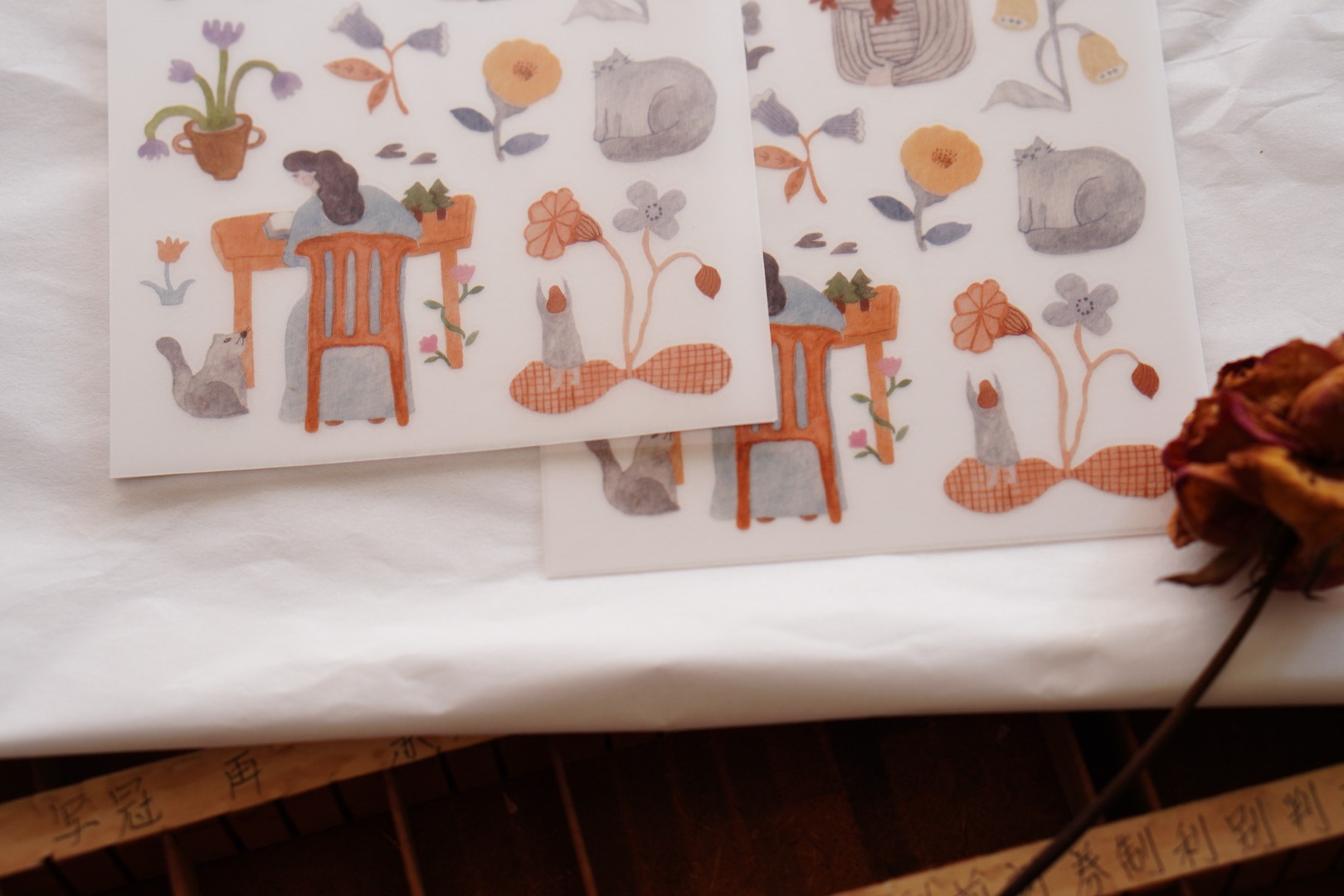 Ivy Snow Rub-On Stickers - Indigo