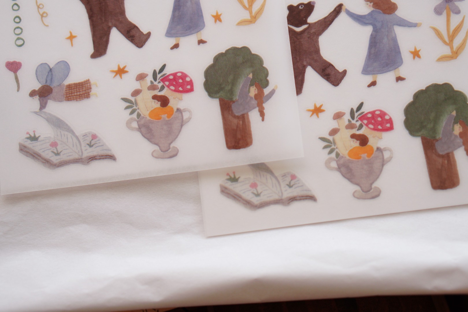 Ivy Snow Rub-On Stickers - Daydream