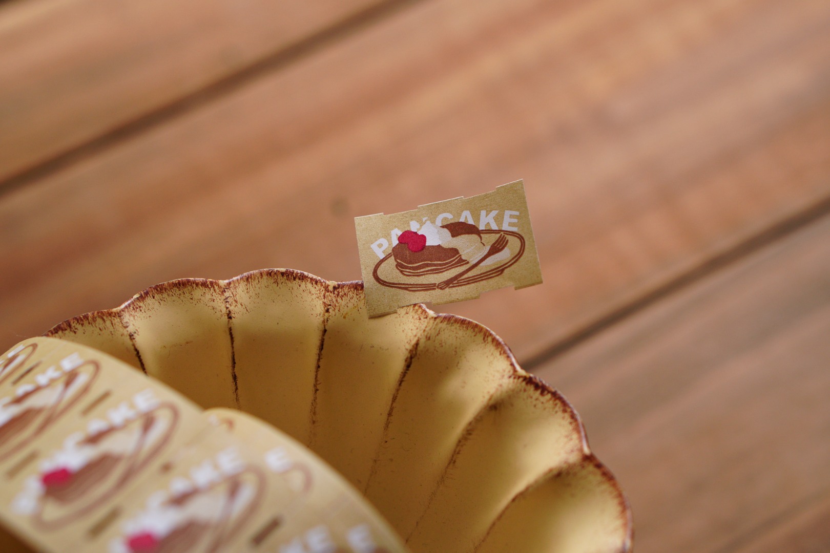 Ivy Snow Label Sticker Roll - Pancake
