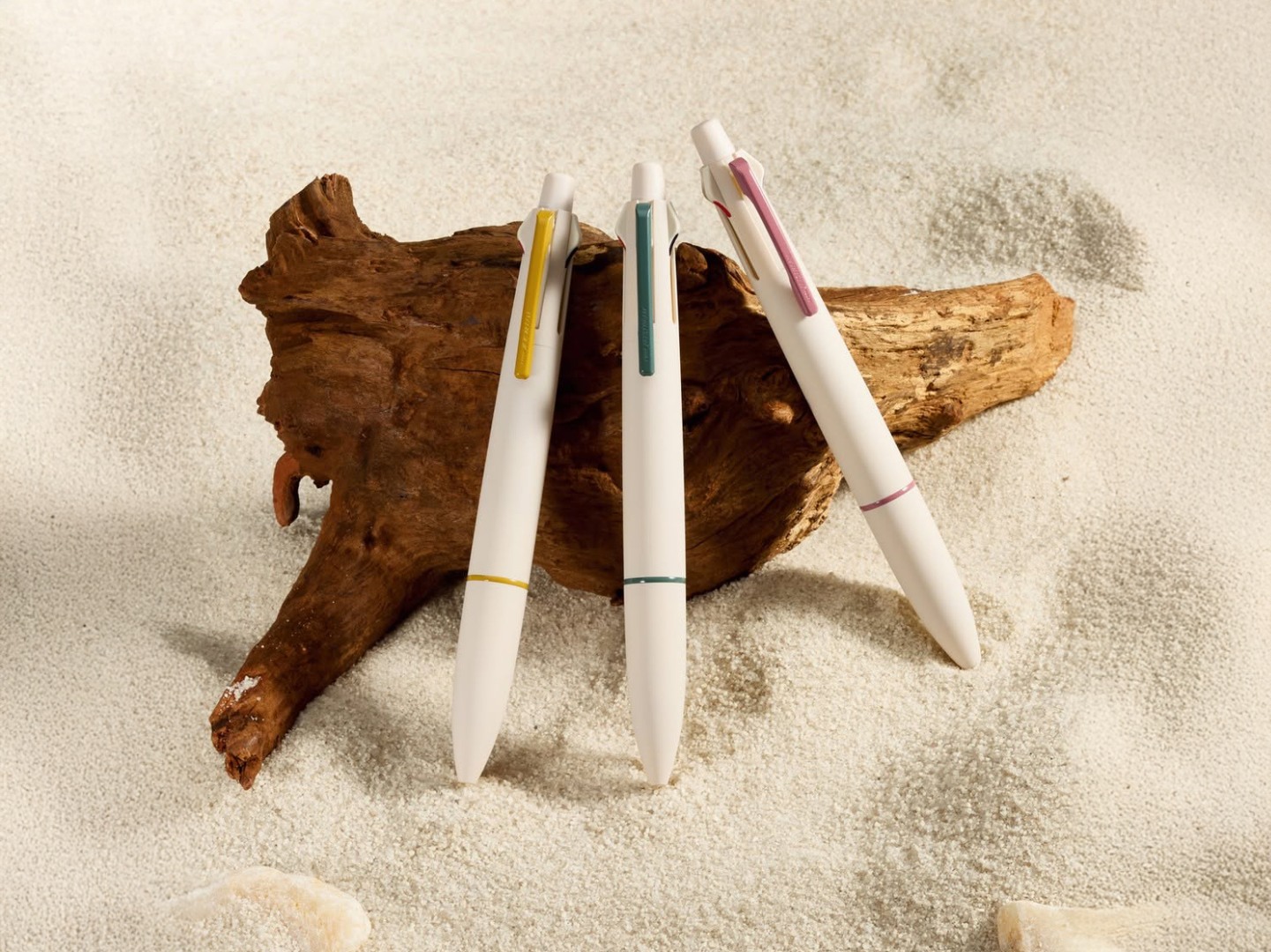 Uni Jetstream 4&1 Lite Touch Ink Multi-Function Pen 0.5 mm - Limited Edition Sand Green