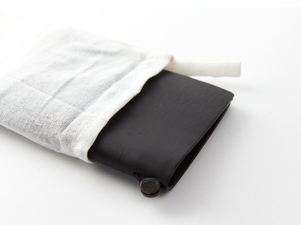 Traveler's Notebook Passport Size - Black